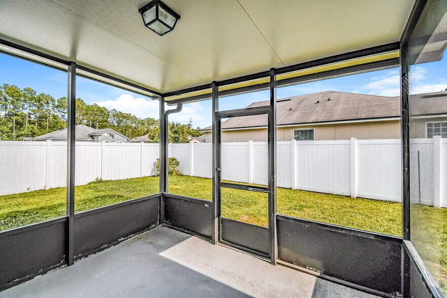 Building Photo - 95517 Sonoma Dr