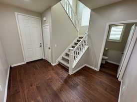 Building Photo - 354 Golden Bear Ln
