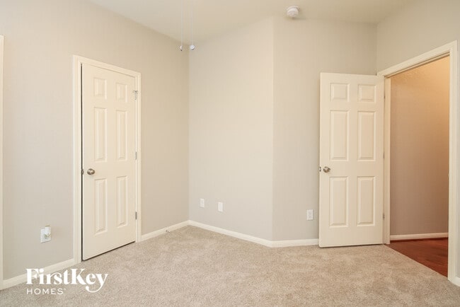 Building Photo - 10327 Cape Hatteras Way