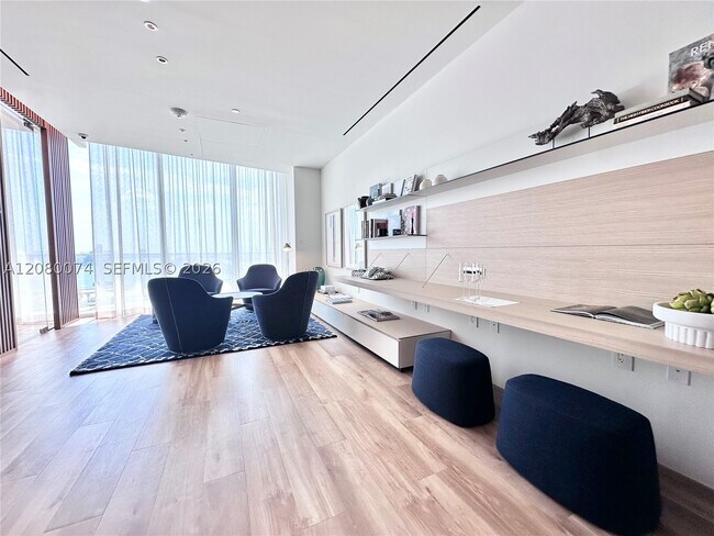 Building Photo - 1400 Biscayne Blvd
