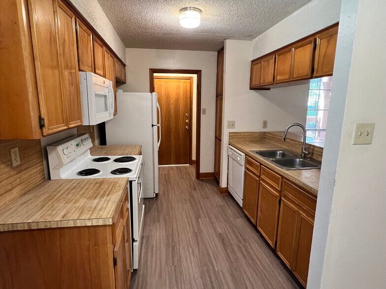 Building Photo - 103 S Kaupo Dr