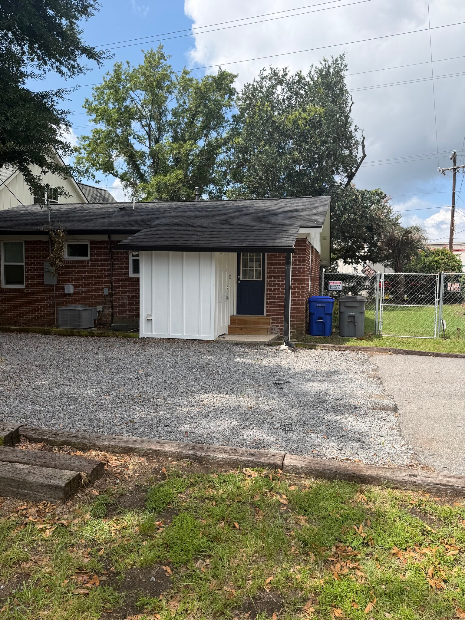 Building Photo - 4526 Piggly Wiggly Dr