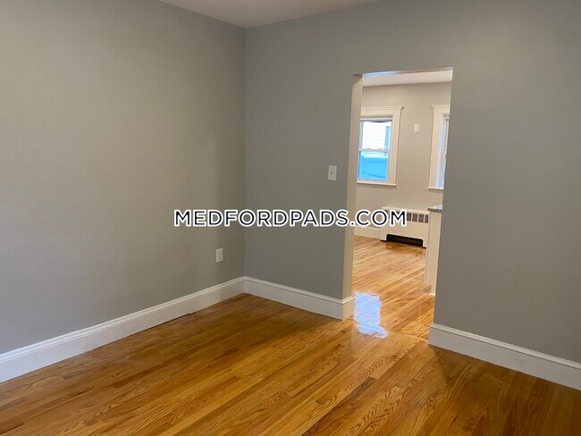 Building Photo - 72 Frederick Ave