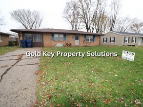 Building Photo - Spacious 4 BR 1 BA House with Central Air ...