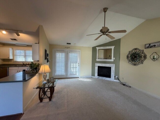 Building Photo - Suffolk Meadows