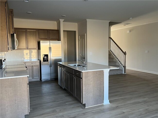 Building Photo - 59 Hughes Pl Dr