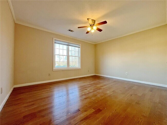 Building Photo - 2896 Landington Way NW