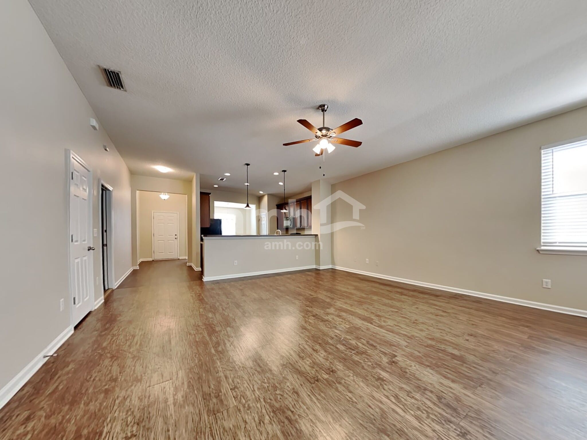 Building Photo - 809 N Garden Lake Dr