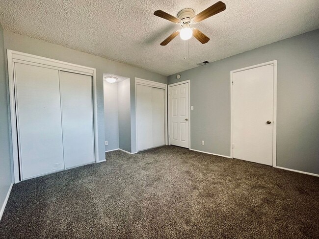 Building Photo - Thesta Treasure: Your Fresno Dream Home Aw...