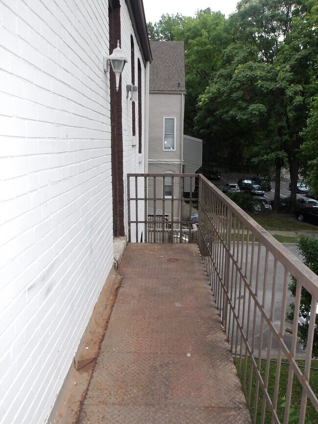 Building Photo - PMR-9-1829 S. 3rd St