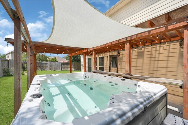 Building Photo - 29467 Iris Bloom Ct