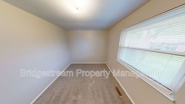 Building Photo - 5444 Misty Ln