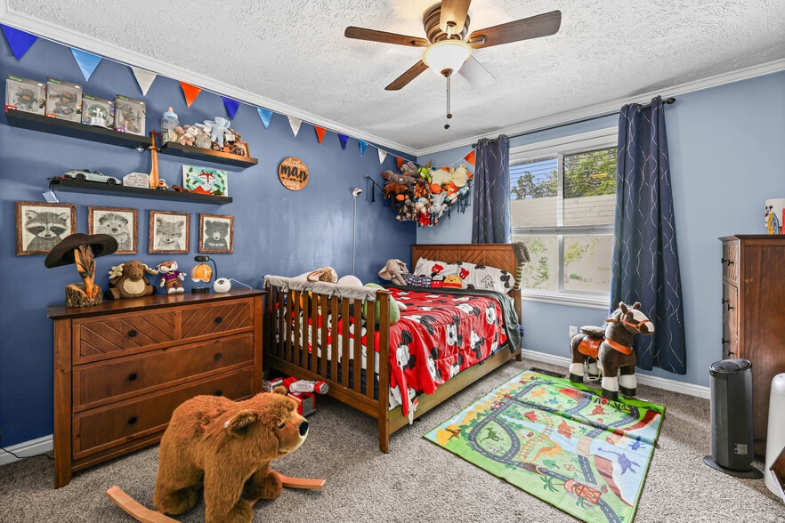 Building Photo - 9107 S Peach Blossom Dr