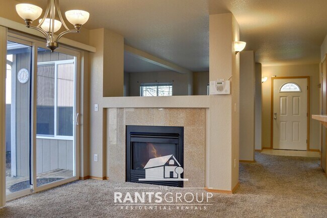 Building Photo - Low maintenance yard!