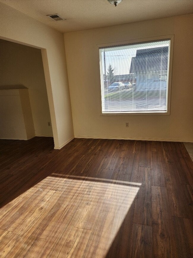 Building Photo - STATUS: AVAILABLE-  |R281h| $1495.00