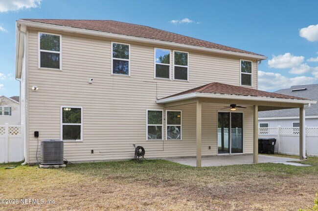 Building Photo - 404 Hepburn Rd