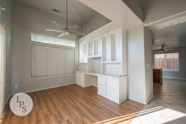 Building Photo - 3676 Baron Ave