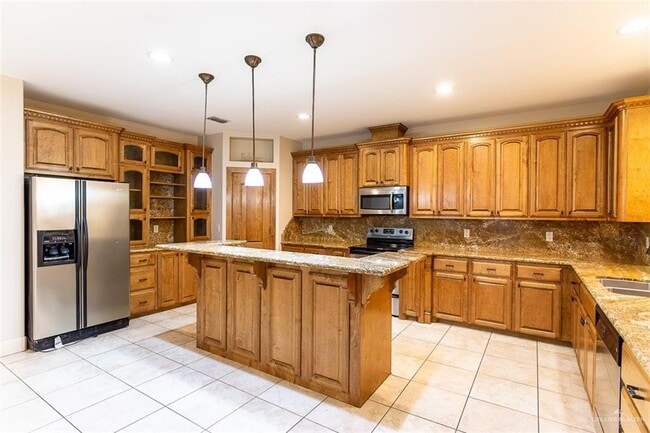 Building Photo - 29 E Uphall Ave