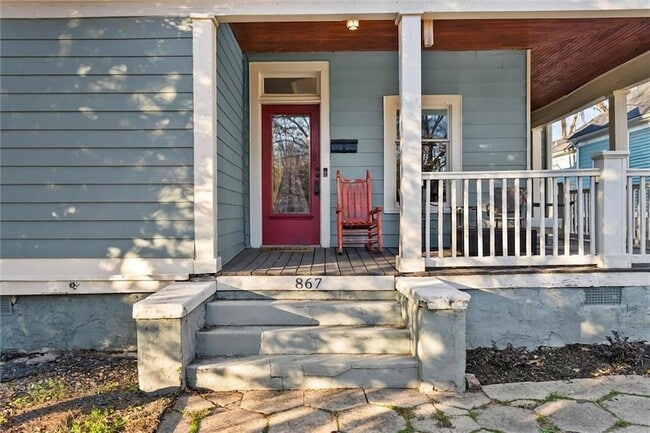 Building Photo - 867 Beecher St SW