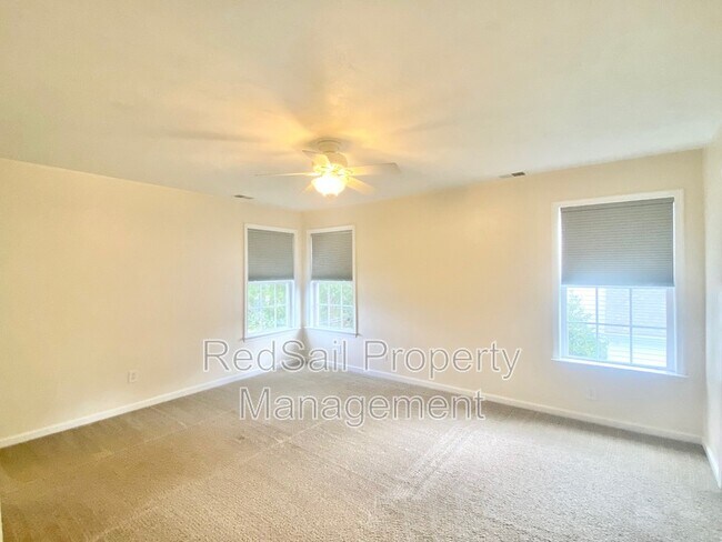 Building Photo - 13207 Harbor Dr