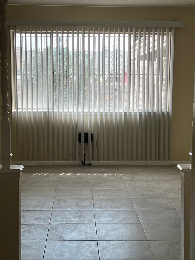 Building Photo - 7105 Tierra Alta Ave
