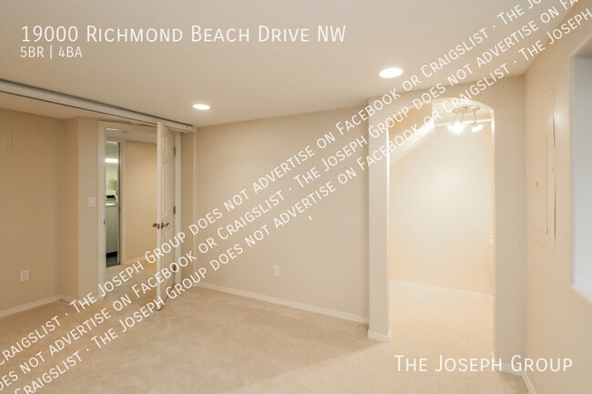 Building Photo - 19000 Richmond Beach Dr NW