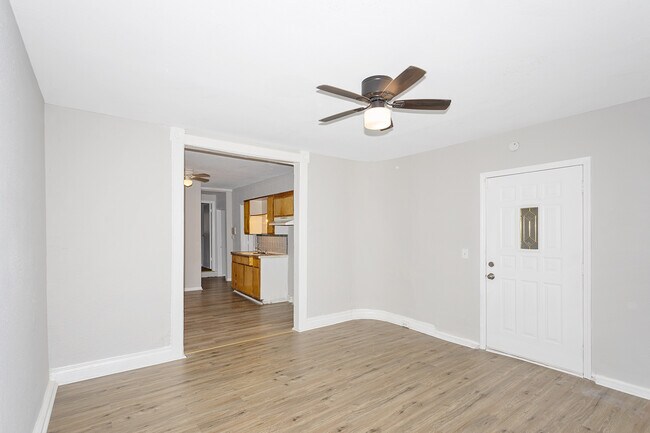 Building Photo - 3423 Garner Ave