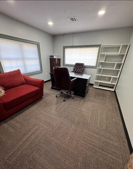 Office 1 - 1135 Washington St