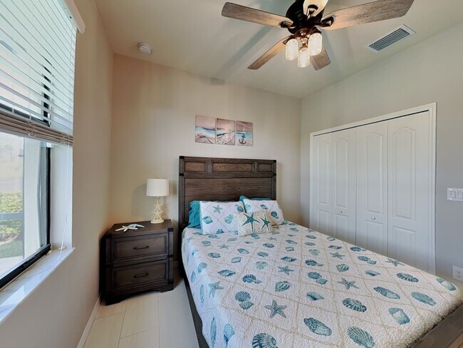 Building Photo - 11280 Reflection Isles Blvd