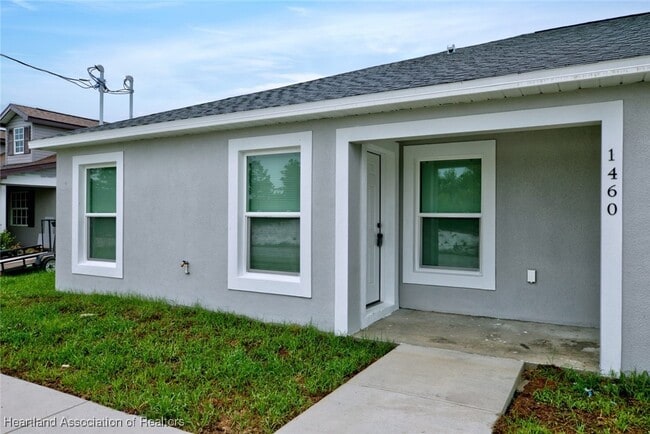 Building Photo - 1460 Aleutian St NE
