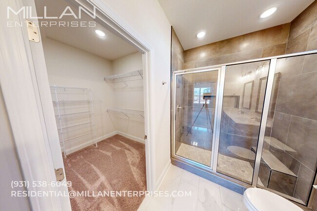 Building Photo - 449 Ayden Ln