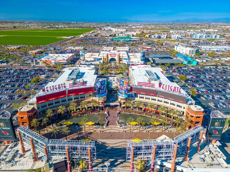 Building Photo - 7010 N 80th Ave