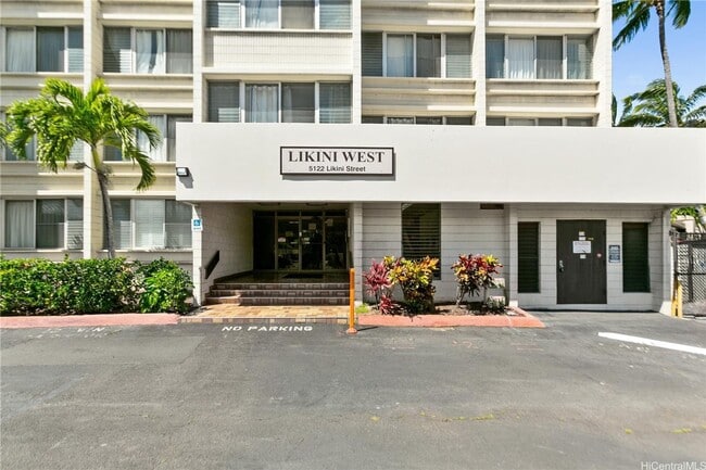 Primary Photo - Ground Floor Unit in Likini West Available...