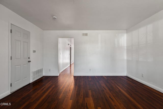 Building Photo - 7546 Mooney Dr