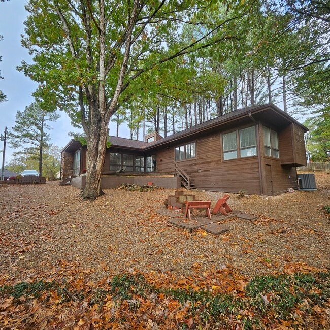 Building Photo - 81 Kincardine Dr