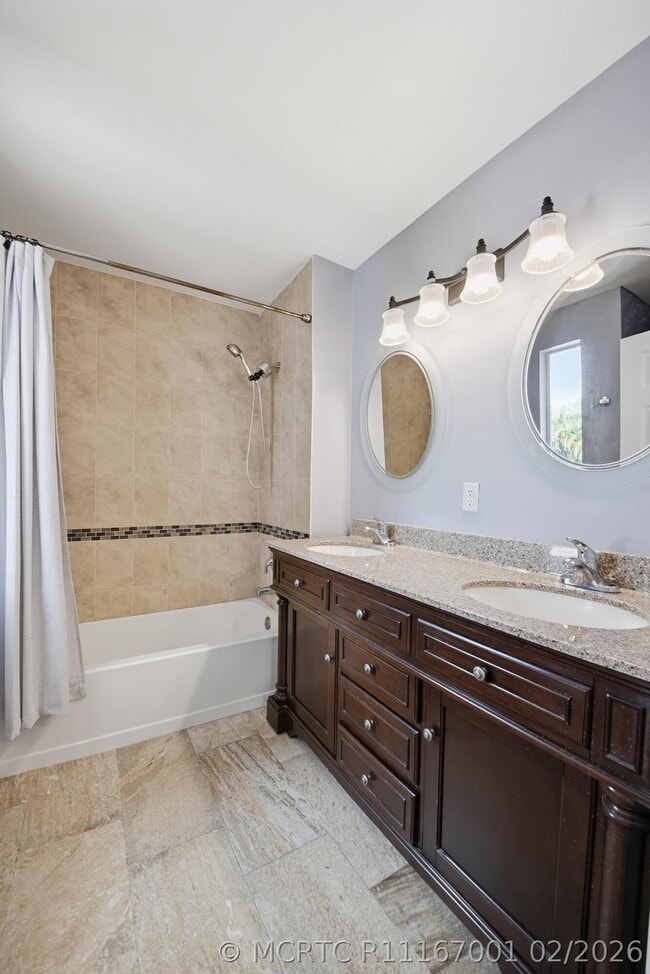 Building Photo - 8021 Stirrup Cay Ct