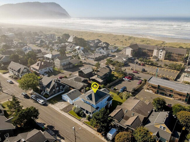 Building Photo - 640 S Columbia St