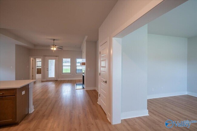 Building Photo - 14872 Demarie Ln