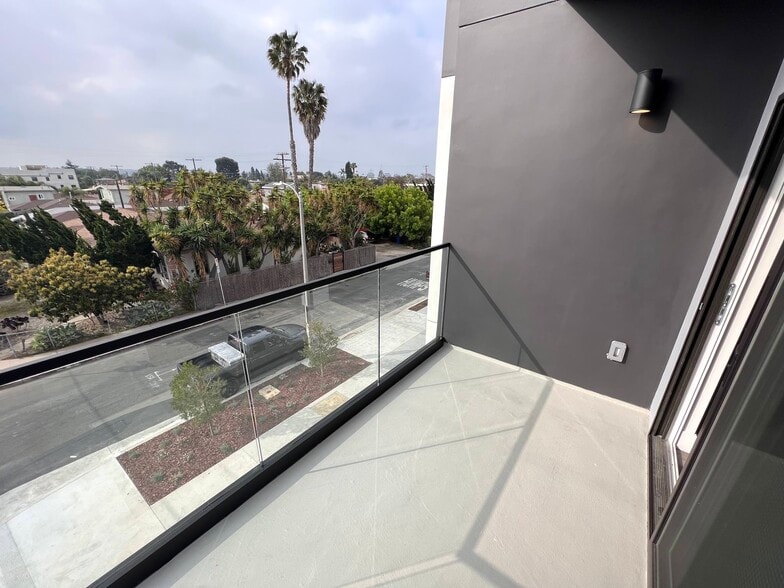 Building Photo - 12401 Matteson Ave