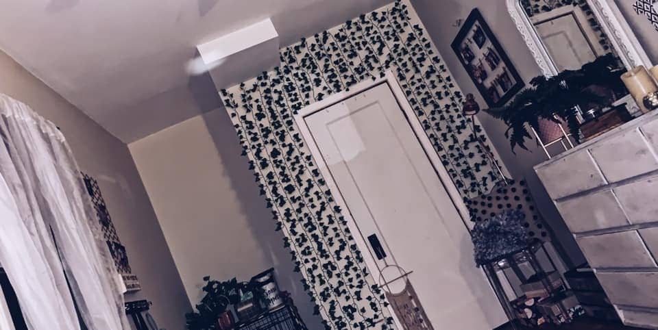Decorated Bedroom - 419 E Lane Ave