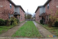 Building Photo - 402 Bowden Ave