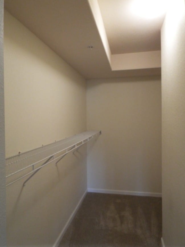 Building Photo - 13100 Bella Casa Cir