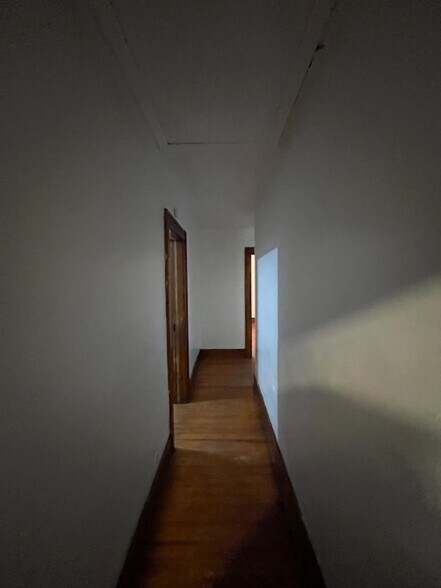 Building Photo - 510 S Kaley St