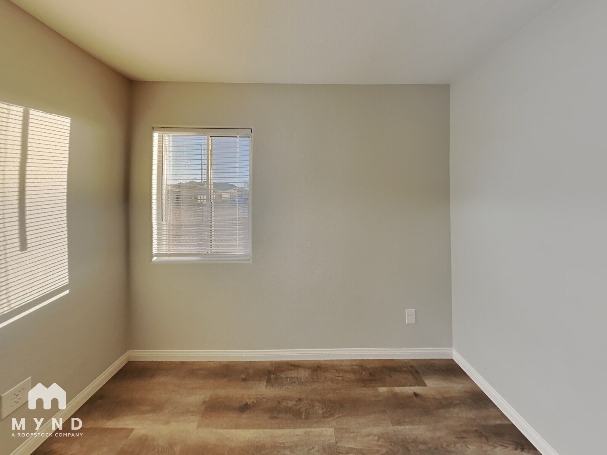 Building Photo - 49 Armstrong Cir