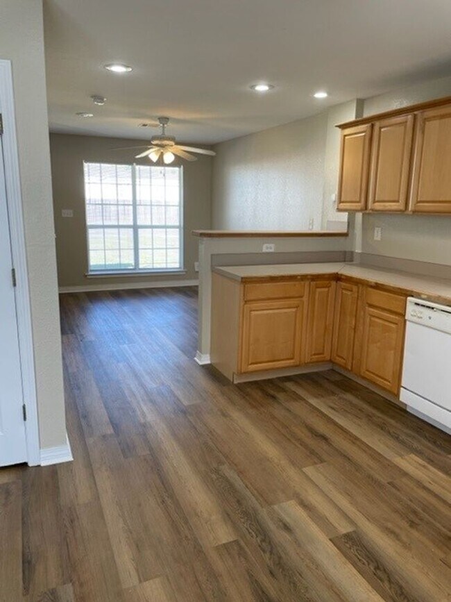 Building Photo - 4713 Gibson Rd