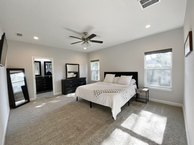 Master Bedroom - 28 Snook Rd