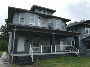 Building Photo - Sherman 57-59