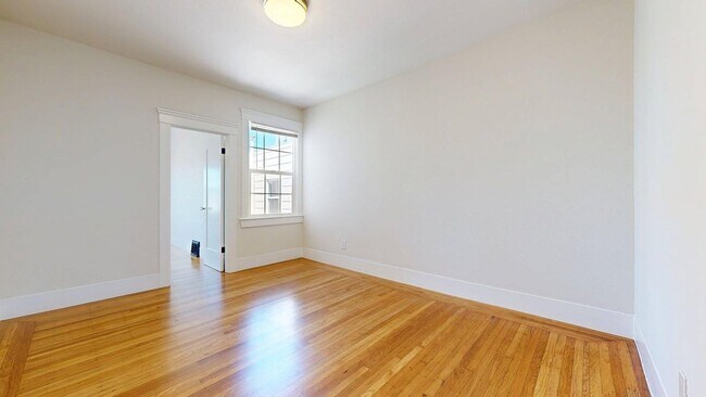 Building Photo - 1608 Balboa St