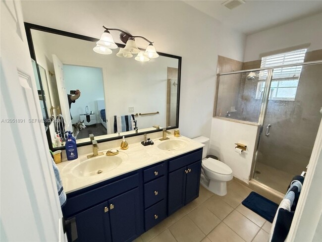 Building Photo - 9350 SW 171st Ct