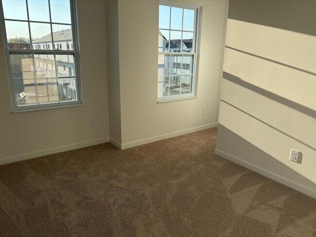 Building Photo - 158 Dusky Willow Dr